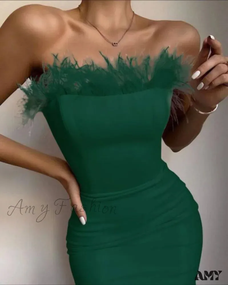 Amy Fashion - Sexy Strapless Backless Feather Black Midi Dress