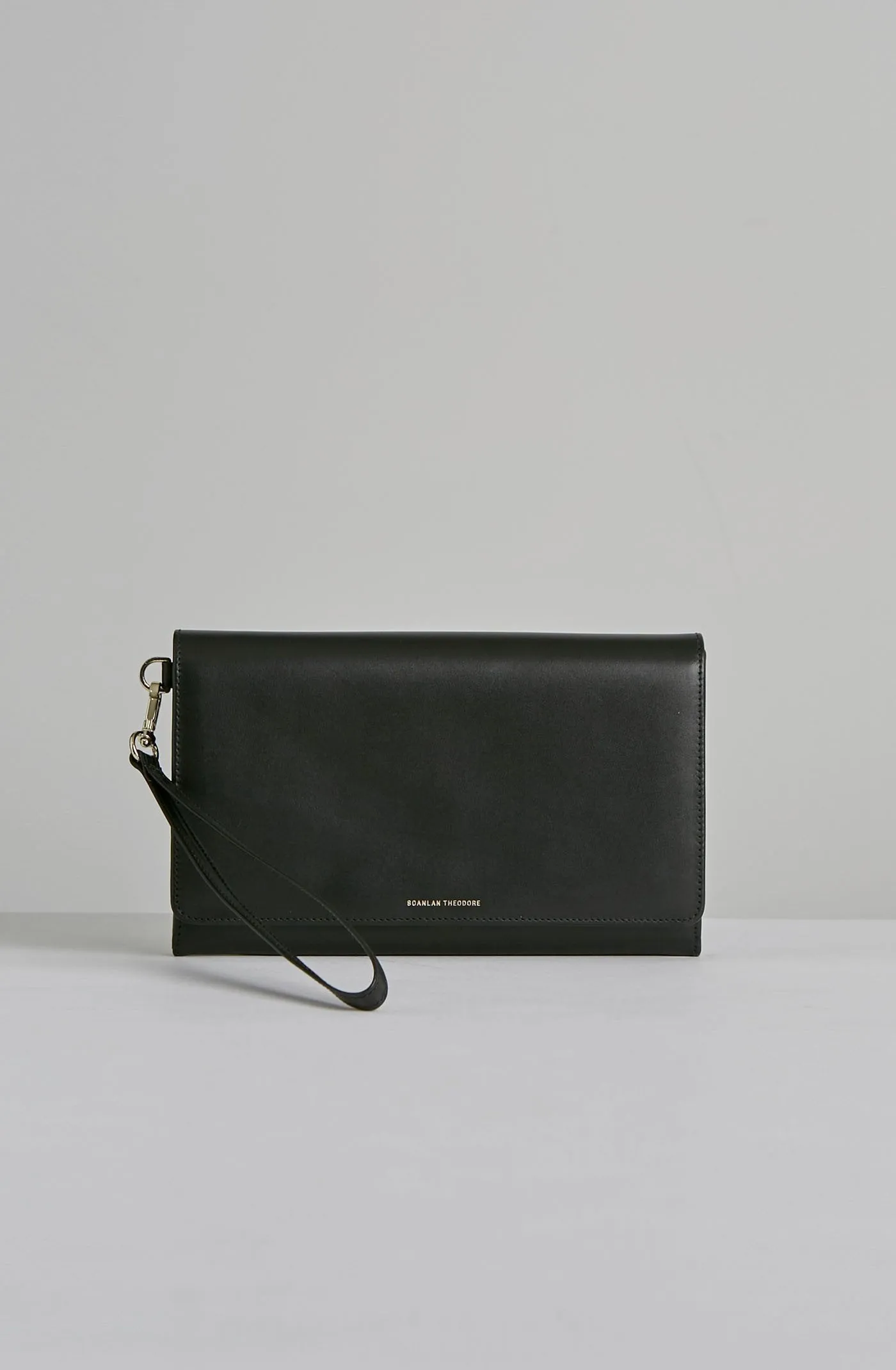 BON VOYAGE CLUTCH