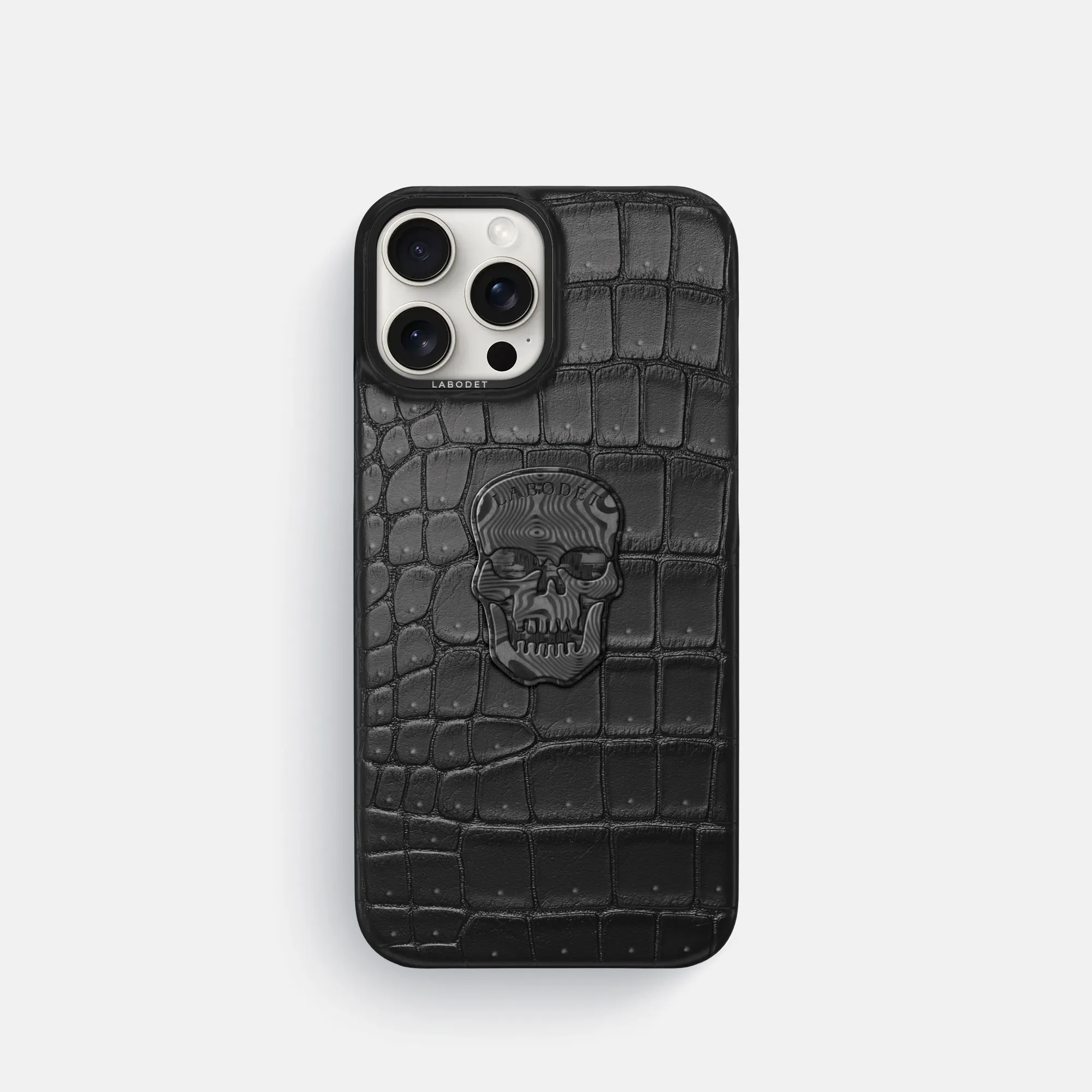 Classic Case With Carbon Skull For iPhone 16 Pro In Porosus Crocodile