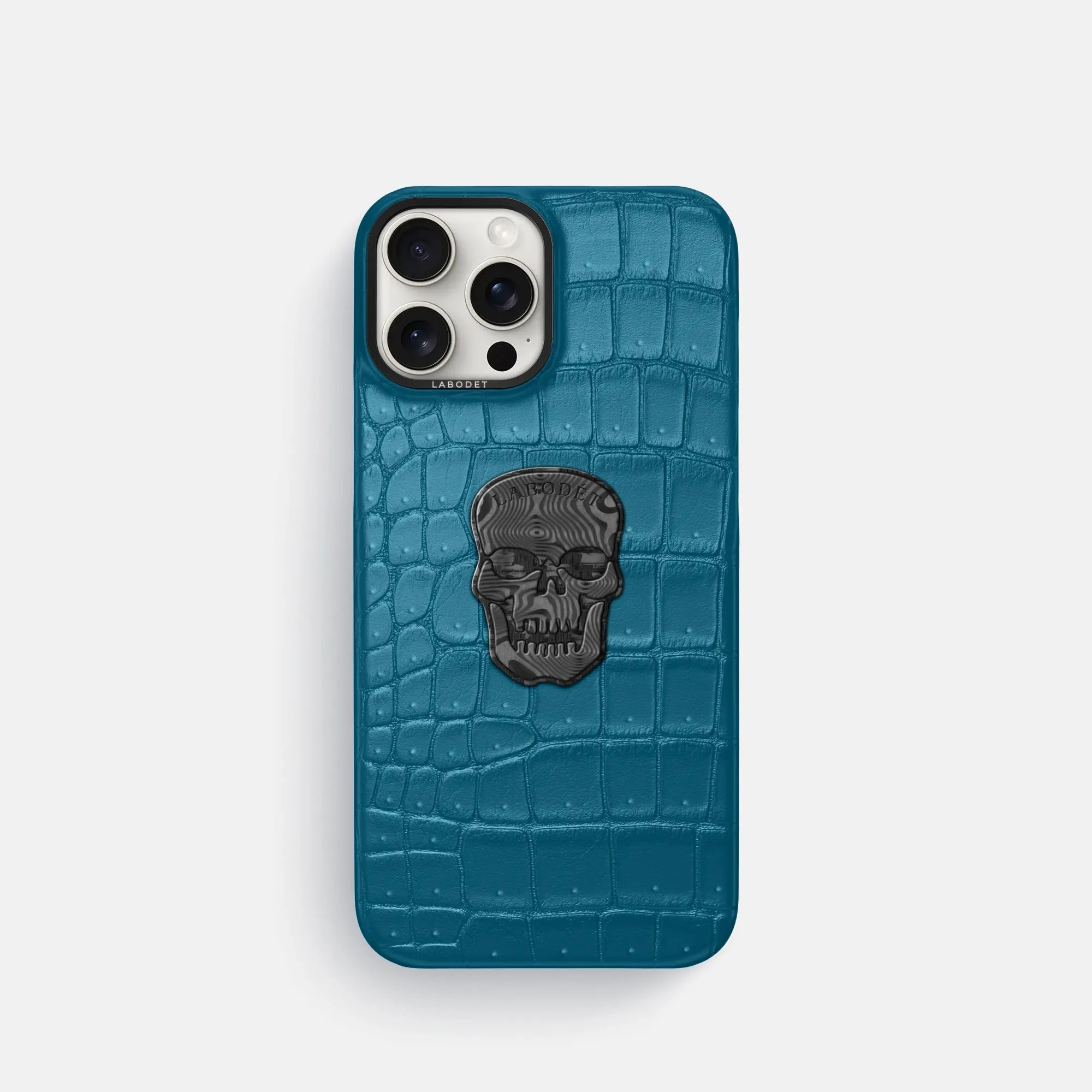 Classic Case With Carbon Skull For iPhone 16 Pro In Porosus Crocodile