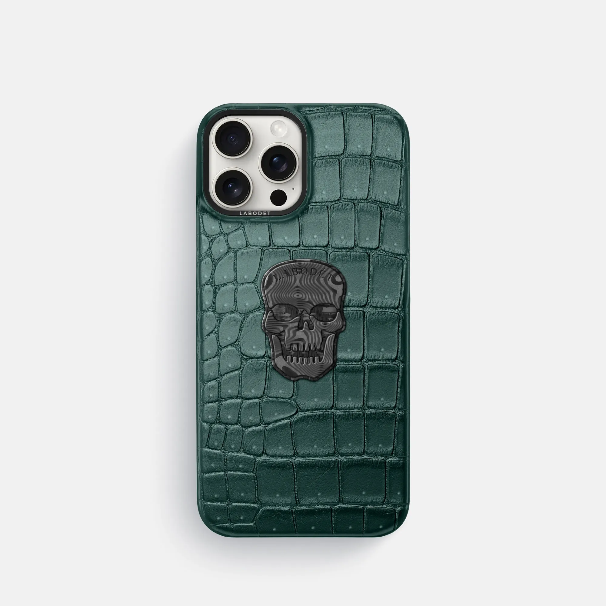 Classic Case With Carbon Skull For iPhone 16 Pro In Porosus Crocodile