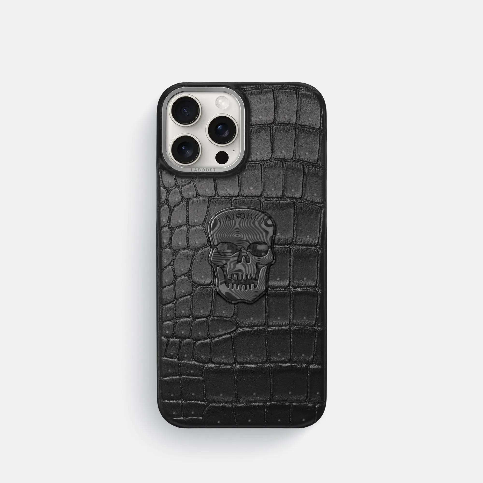Classic Case With Carbon Skull For iPhone 16 Pro In Porosus Crocodile