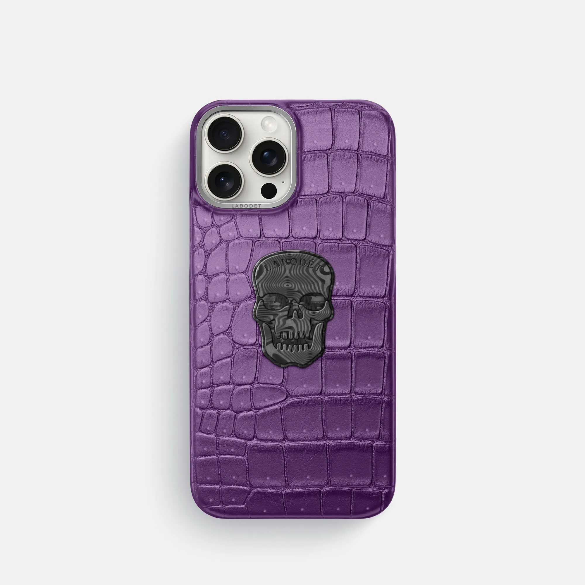 Classic Case With Carbon Skull For iPhone 16 Pro In Porosus Crocodile