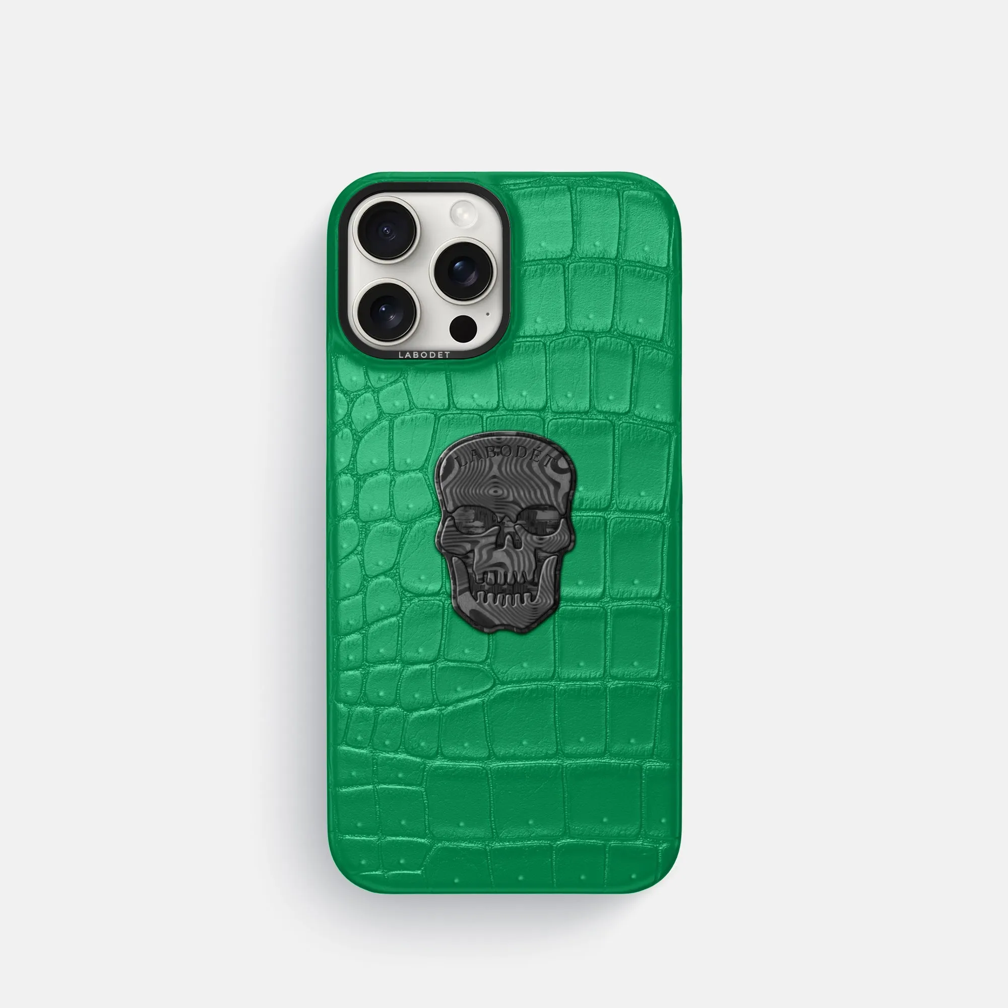 Classic Case With Carbon Skull For iPhone 16 Pro In Porosus Crocodile