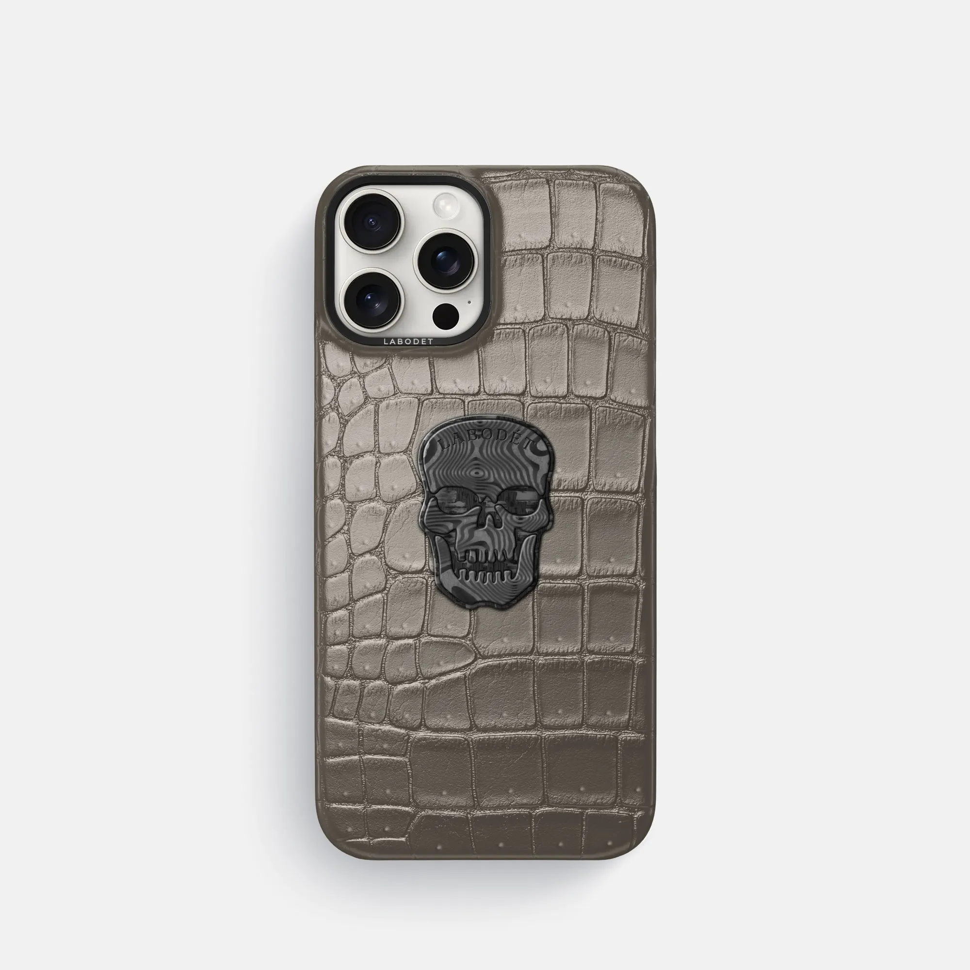 Classic Case With Carbon Skull For iPhone 16 Pro In Porosus Crocodile