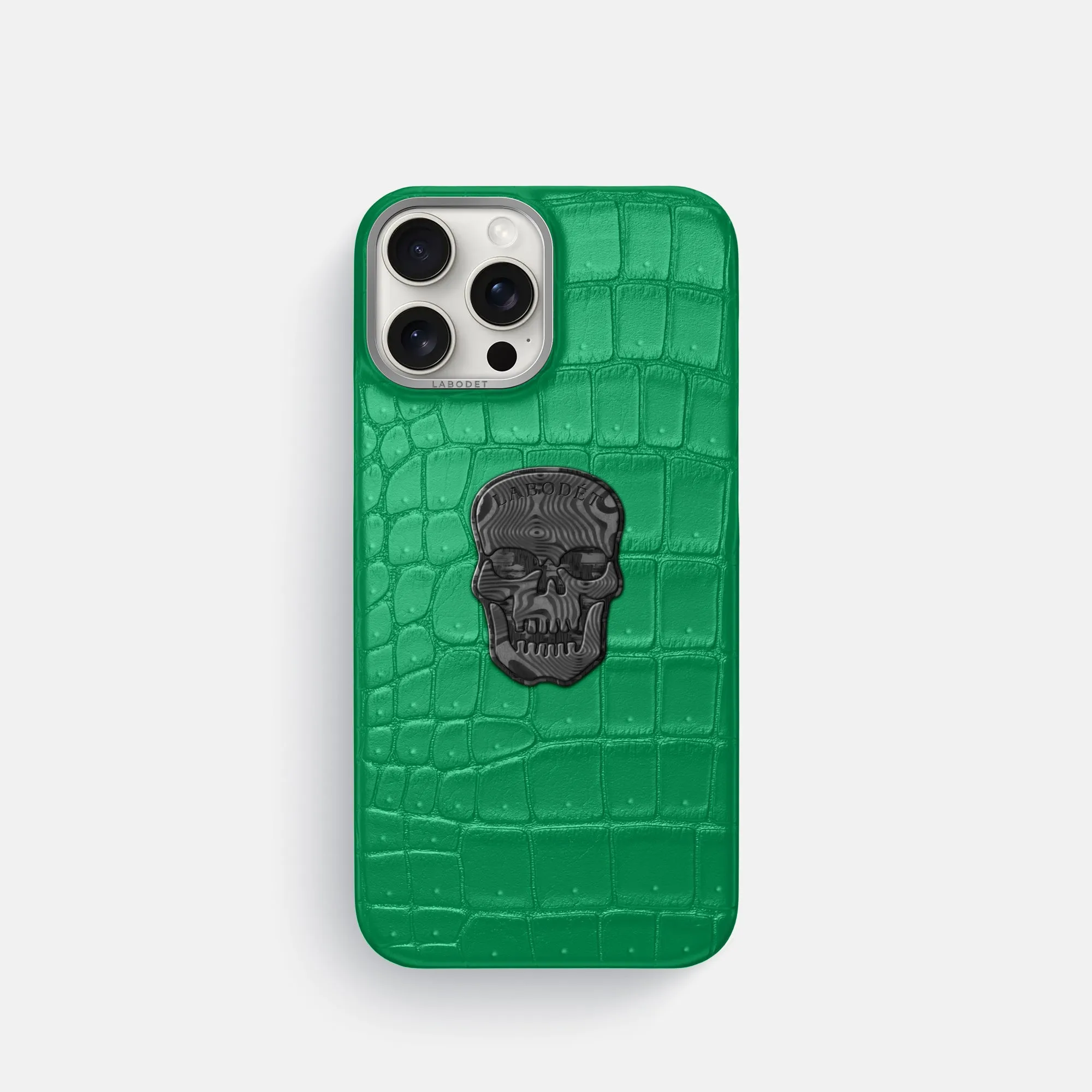 Classic Case With Carbon Skull For iPhone 16 Pro In Porosus Crocodile