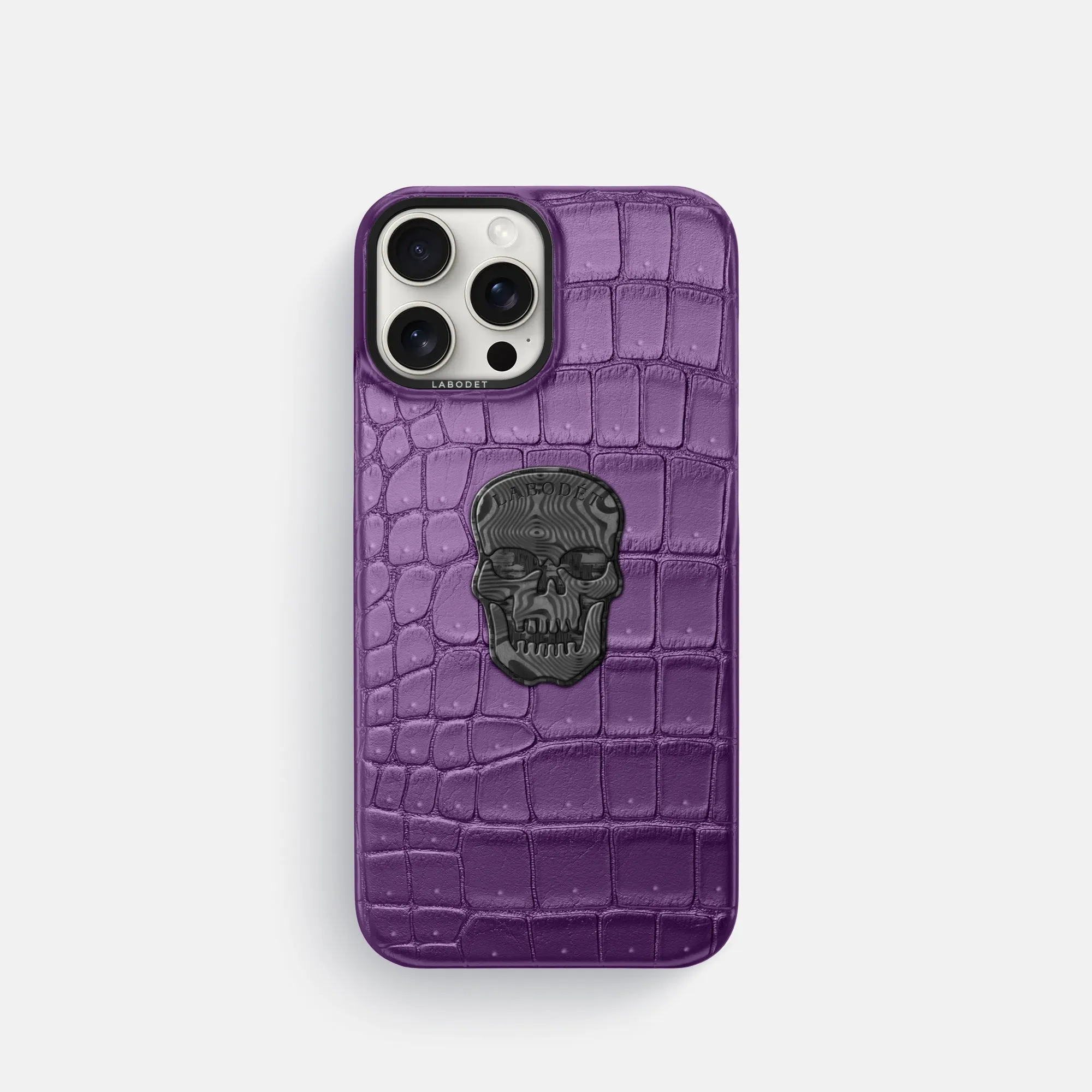 Classic Case With Carbon Skull For iPhone 16 Pro In Porosus Crocodile