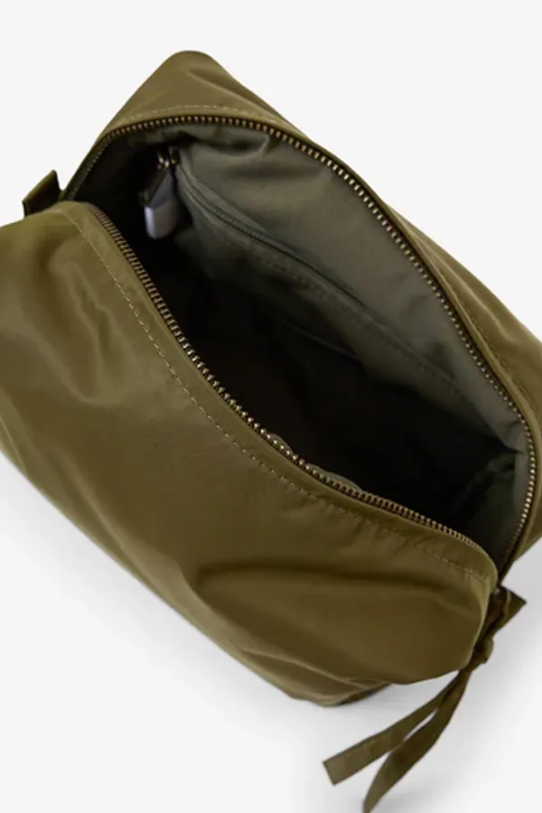 Cosima Nylon Wash Bag | Tarmac