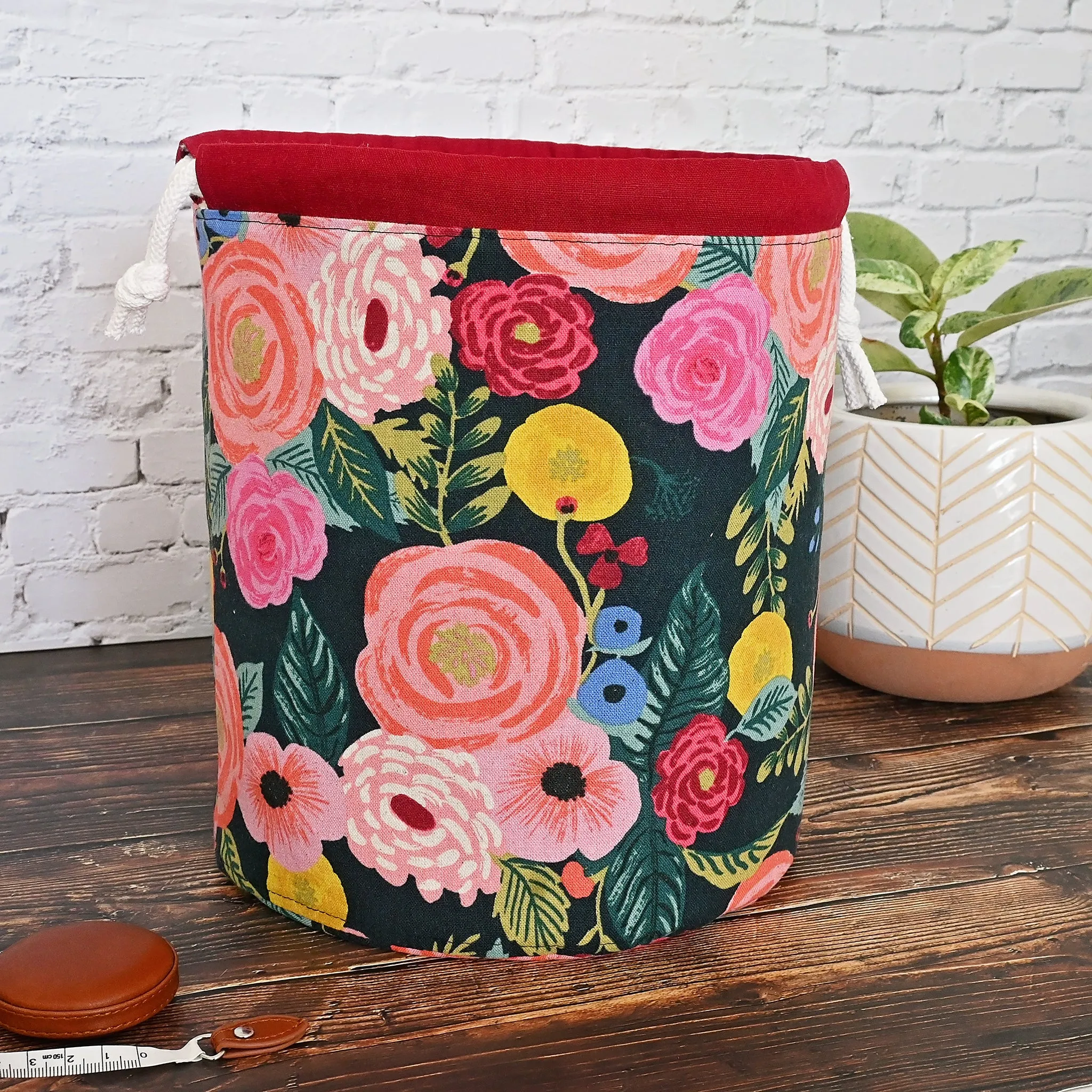 English Garden Bucket Bag