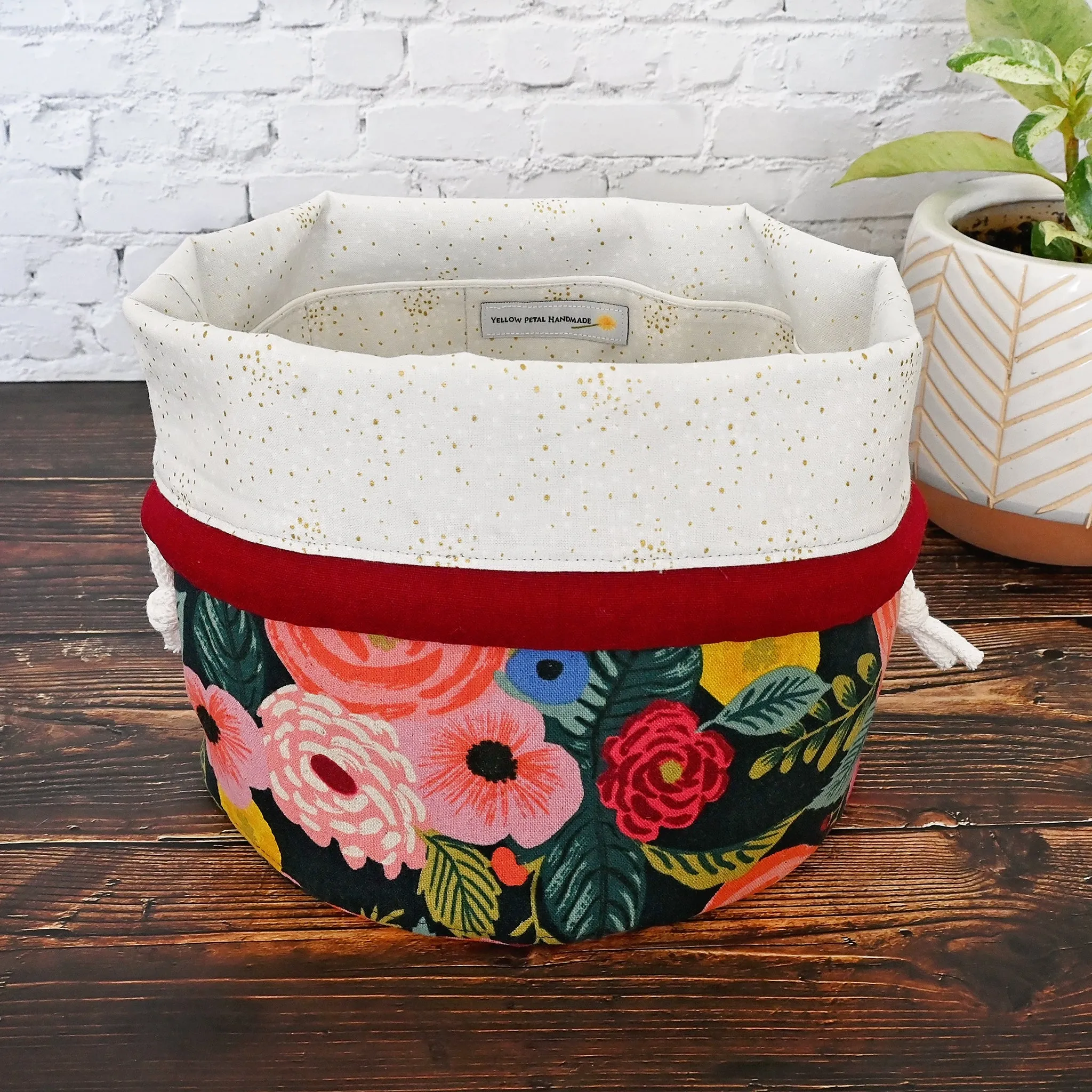 English Garden Bucket Bag