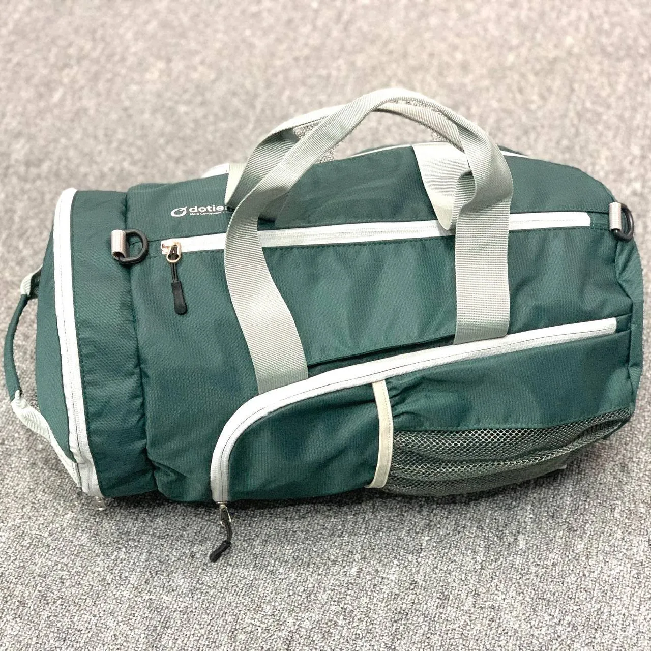 Foldable Travel Bag & Backpack 3-in-1 for Travel , Gym, Sport - D995