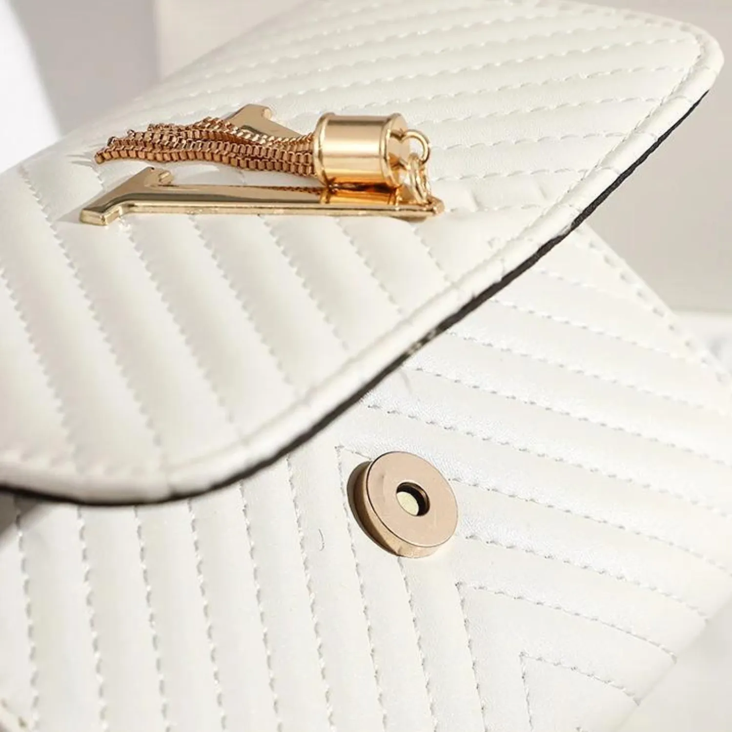 Glamour Night Clutch - Sequined Tassel Crossbody Bag