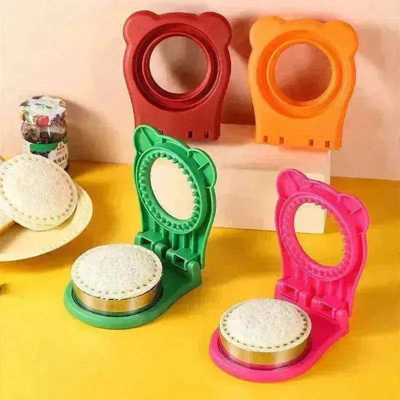 Household New Stainless Steel Sandwich Cut Mold Toast Pocket Bread Making Tool