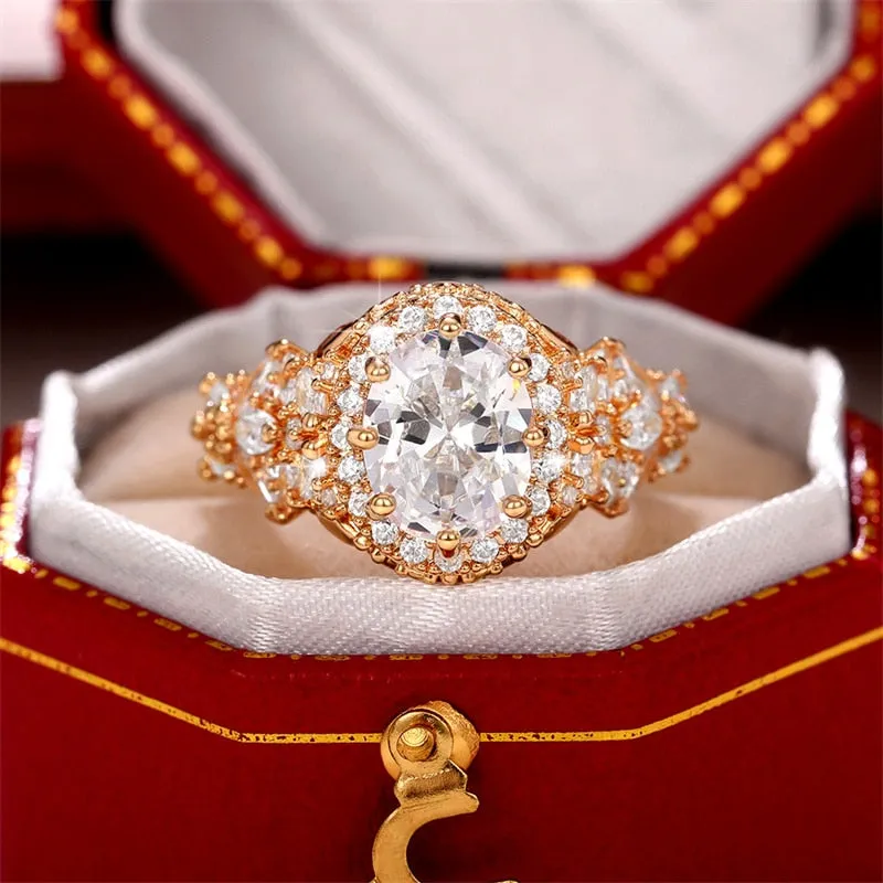 Huitan Gorgeous Women Wedding  Rings / Full Paved Brilliant Cubic Zirconia Luxury Gold Color Ring
