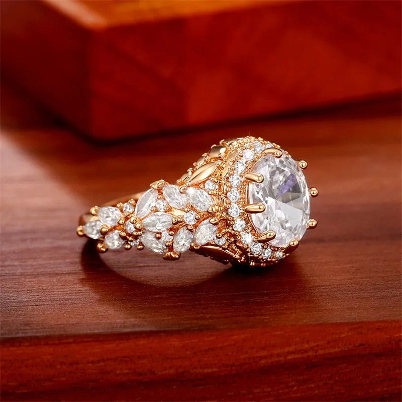 Huitan Gorgeous Women Wedding  Rings / Full Paved Brilliant Cubic Zirconia Luxury Gold Color Ring