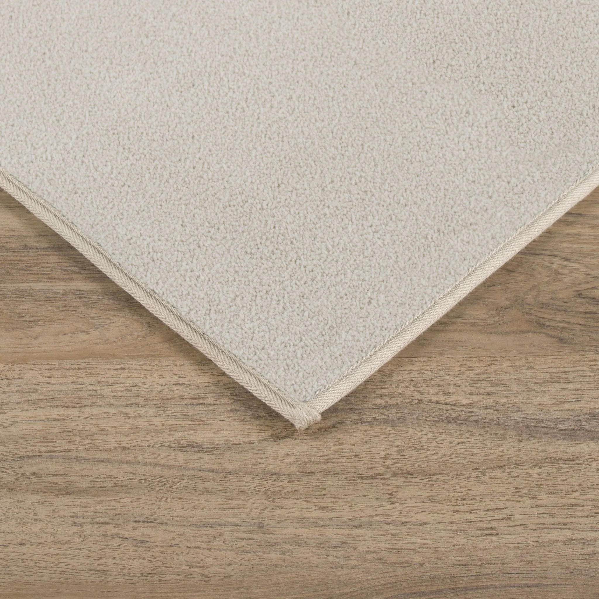 Indy Tufted Carpet, Muslin