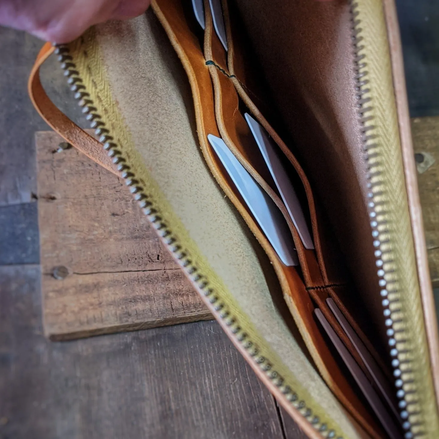 Jessica - Leather Clutch Wallet
