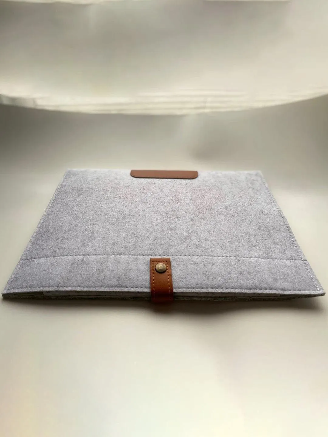Market99 Rectangular Felt Laptop Bag