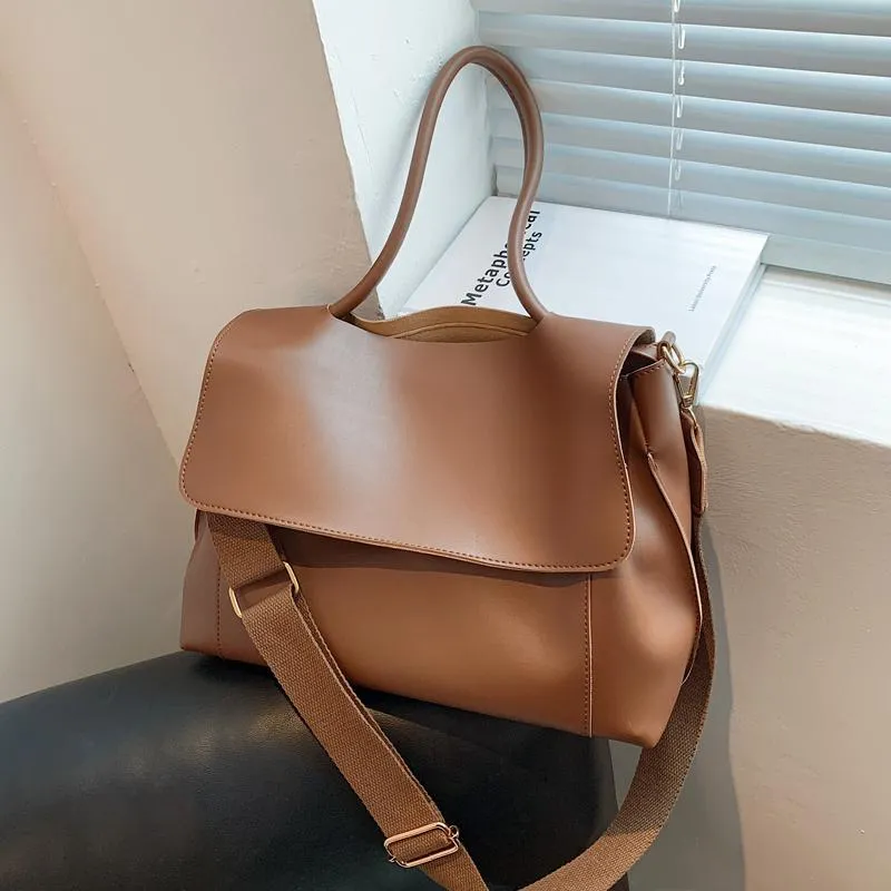 Retro Large Capacity Tote Bag