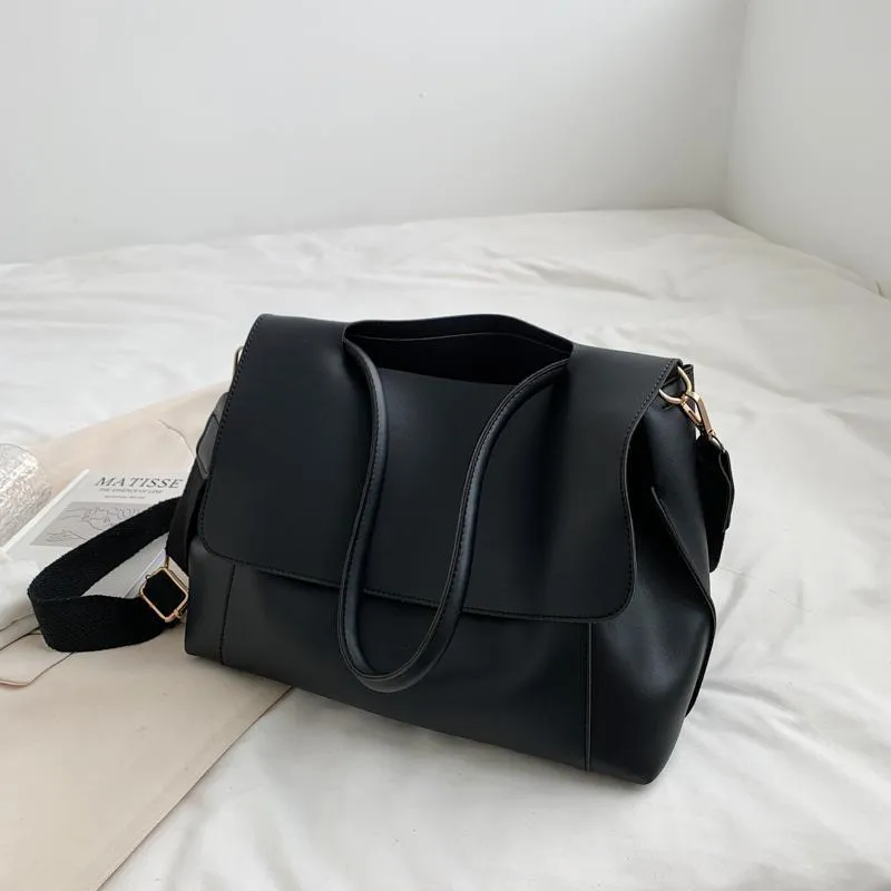 Retro Large Capacity Tote Bag