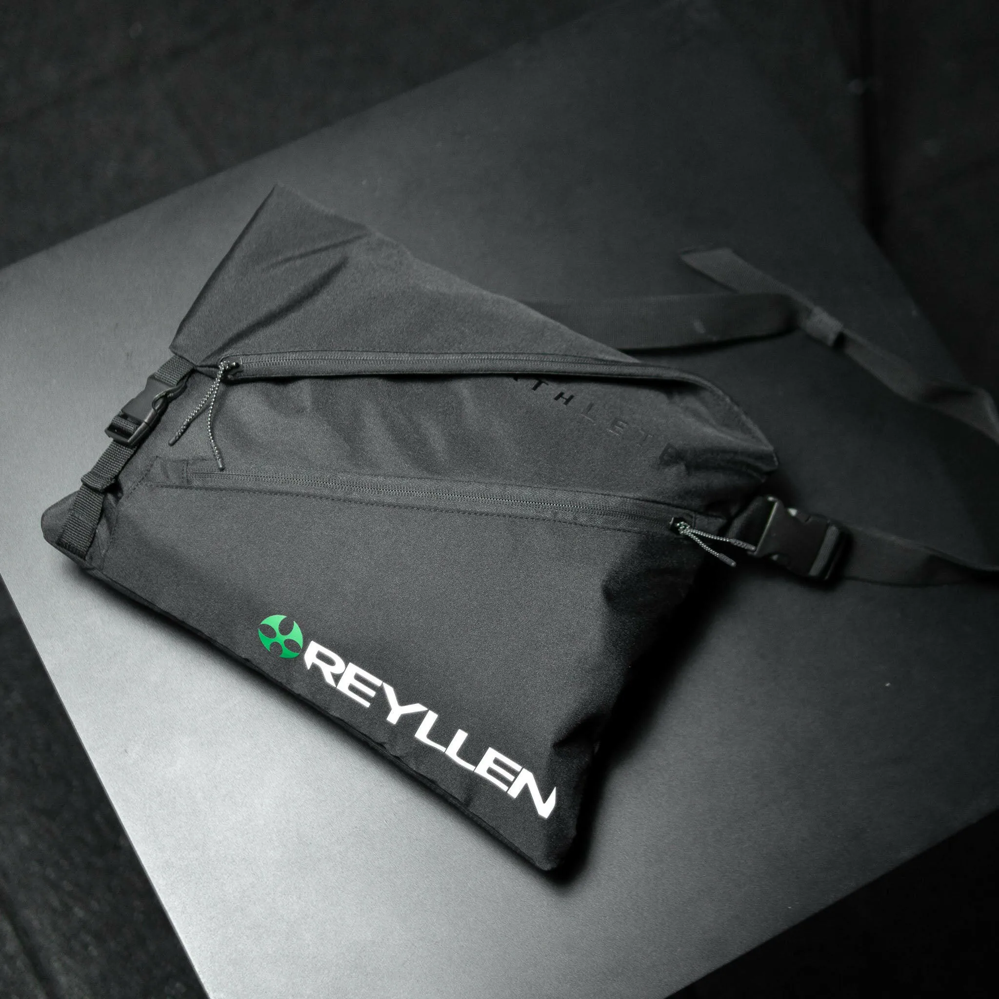 Reyllen Musette Bag