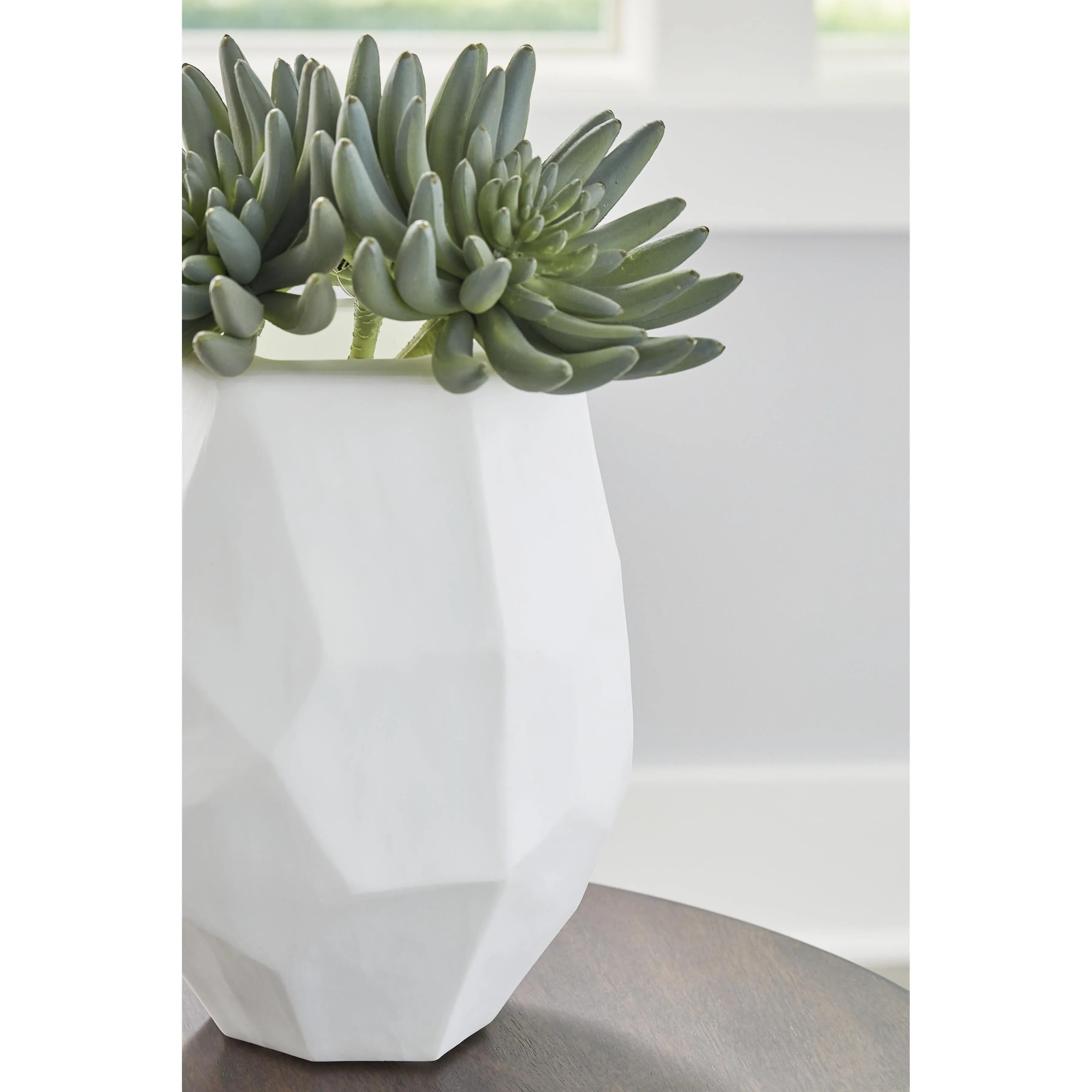 Signature Design by Ashley Karenton A2000721 Vase