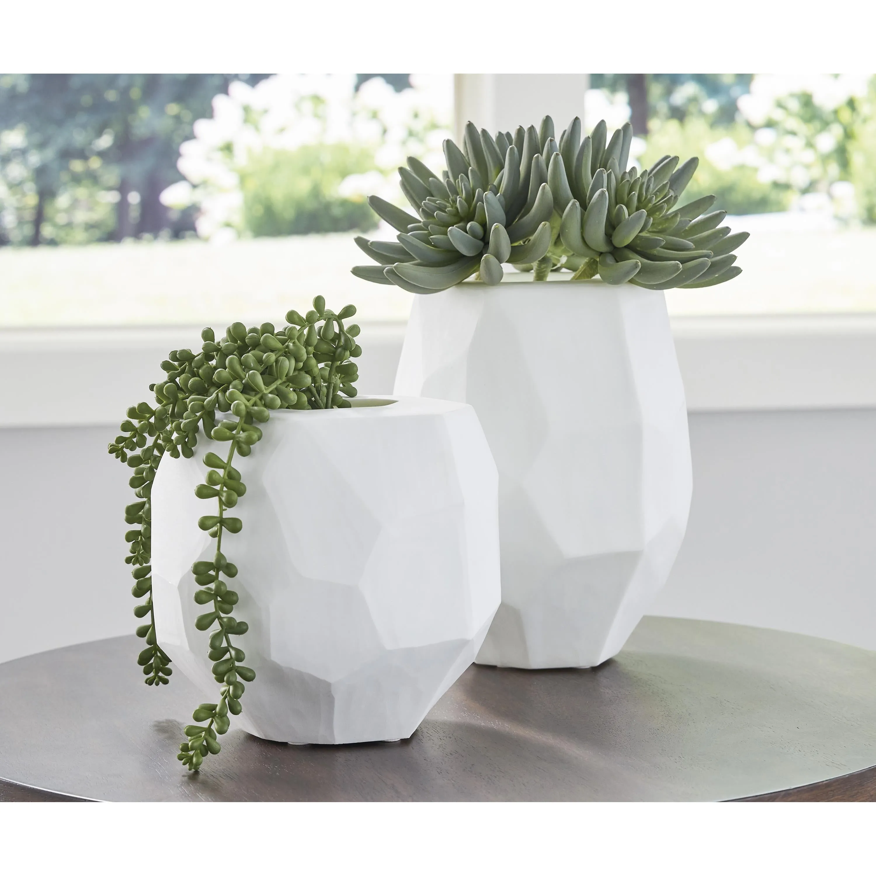 Signature Design by Ashley Karenton A2000721 Vase