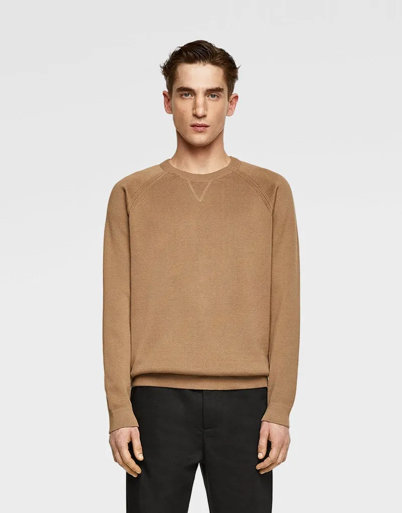 Sleeve sweater